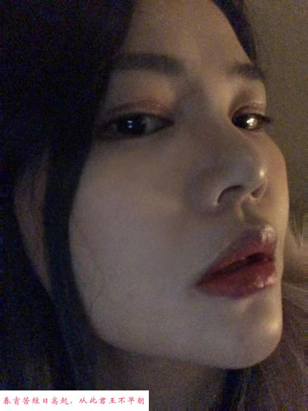 西湖可以户外的小姐姐 第1张