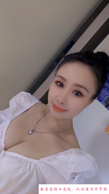 东北小妞 第3张