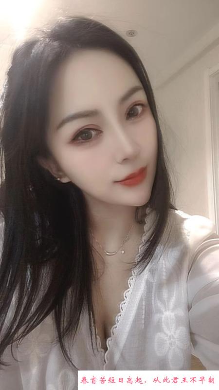好看的妹子小雨 第3张