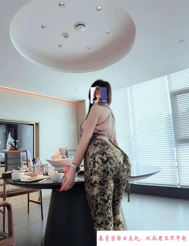 微坦骚母狗 第1张