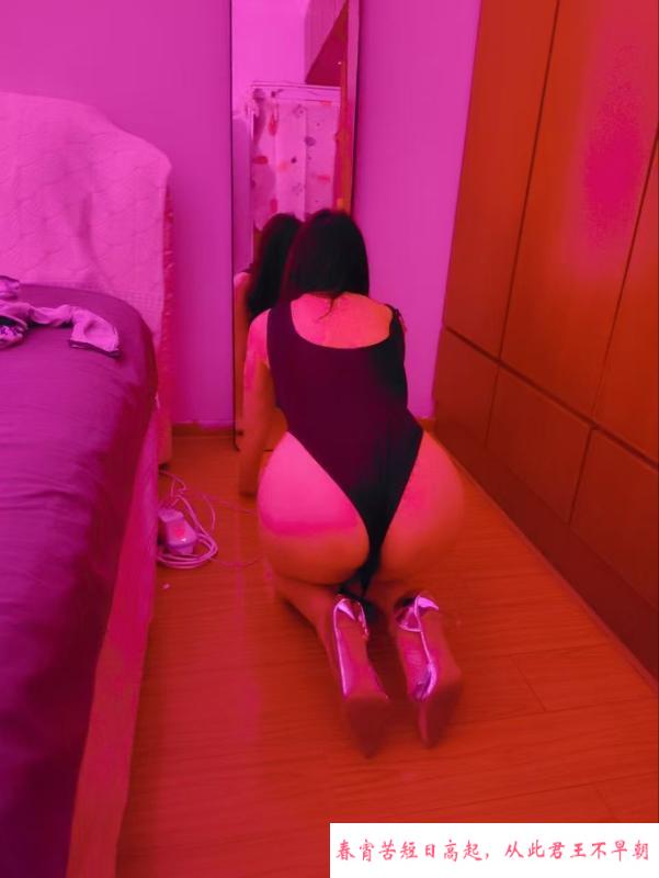 骚熟大长腿 第1张