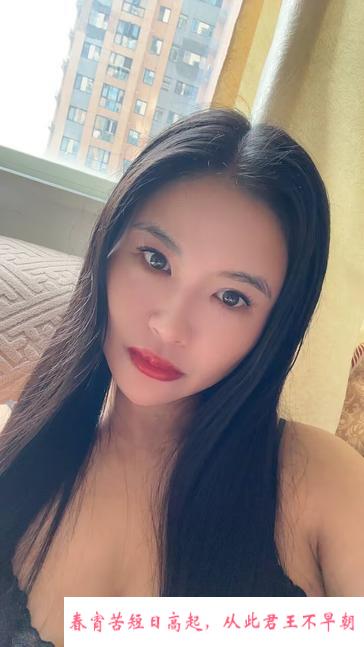 迎宾路口大胸妹子体验 第1张