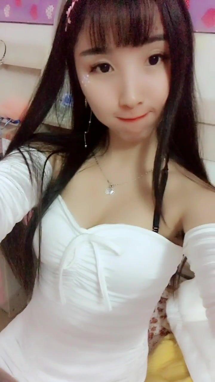 市区里的四川小姑娘 第2张