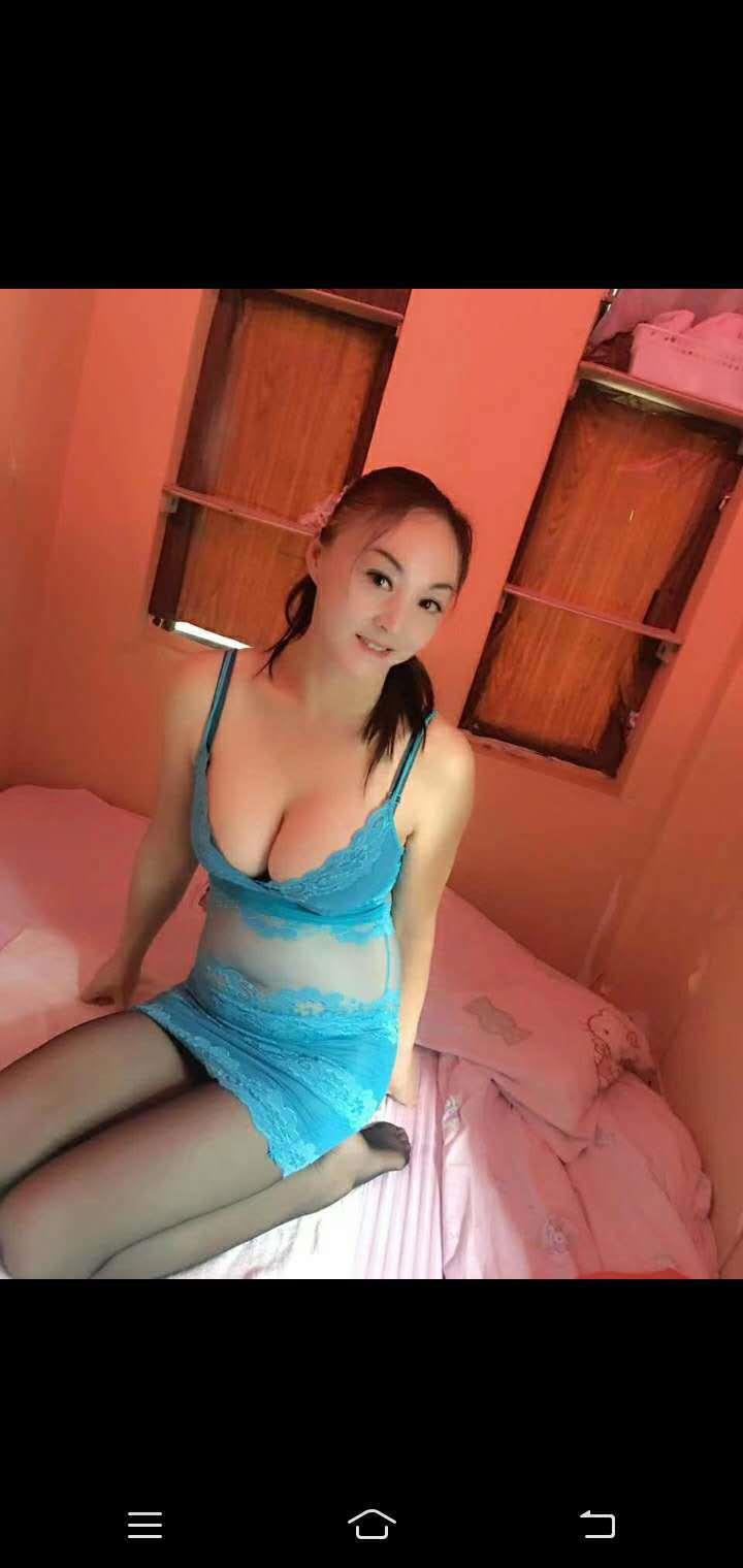 村里有个姑娘叫小芳,36E波推巨爽!! 第3张