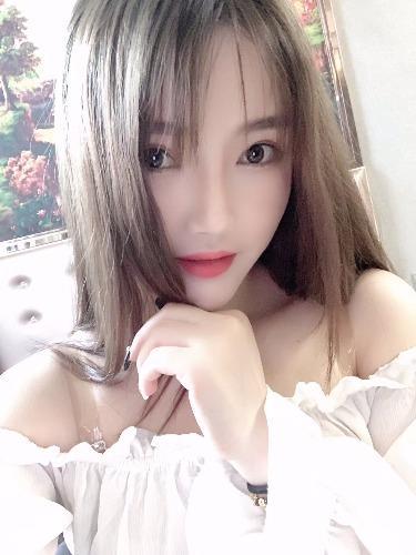 体育西湖南99年靓女雨蝶(肤白貌美99后) 第1张