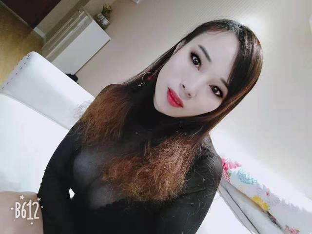 轻熟轩轩 第1张