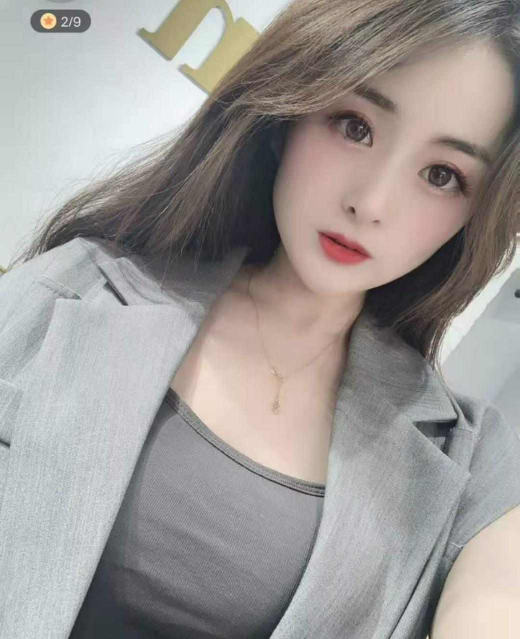 外表清纯的小倩 第1张