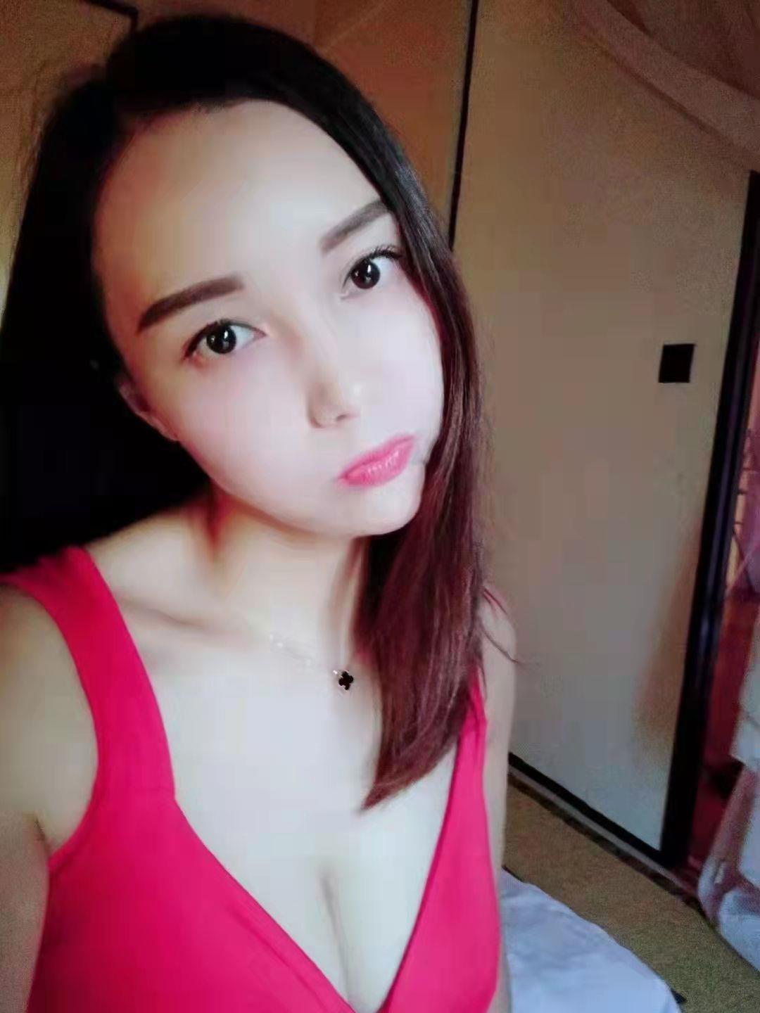 高挑女神妹170的身高解锁很多姿势 第1张
