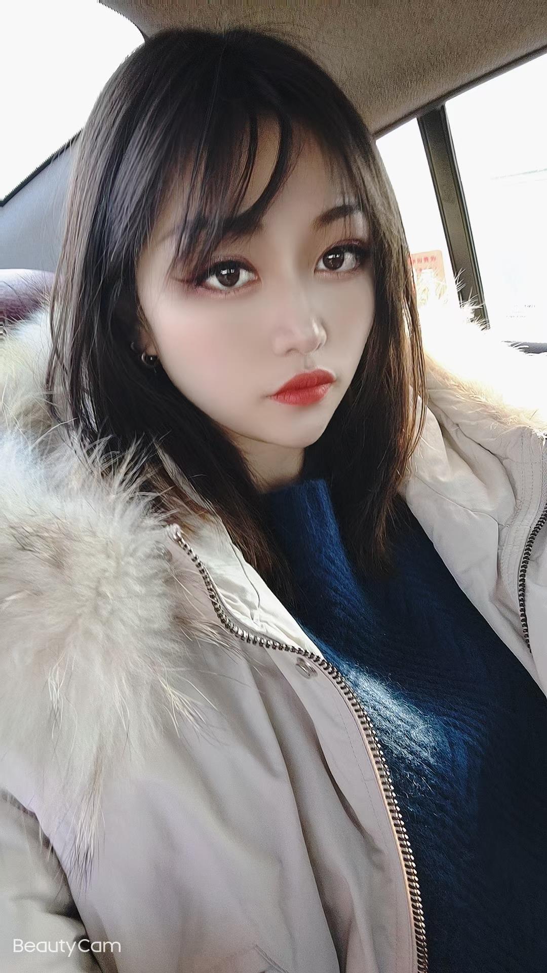 馒头穴美女 第2张