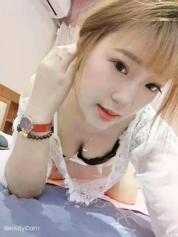 七里河性感少妇 第2张
