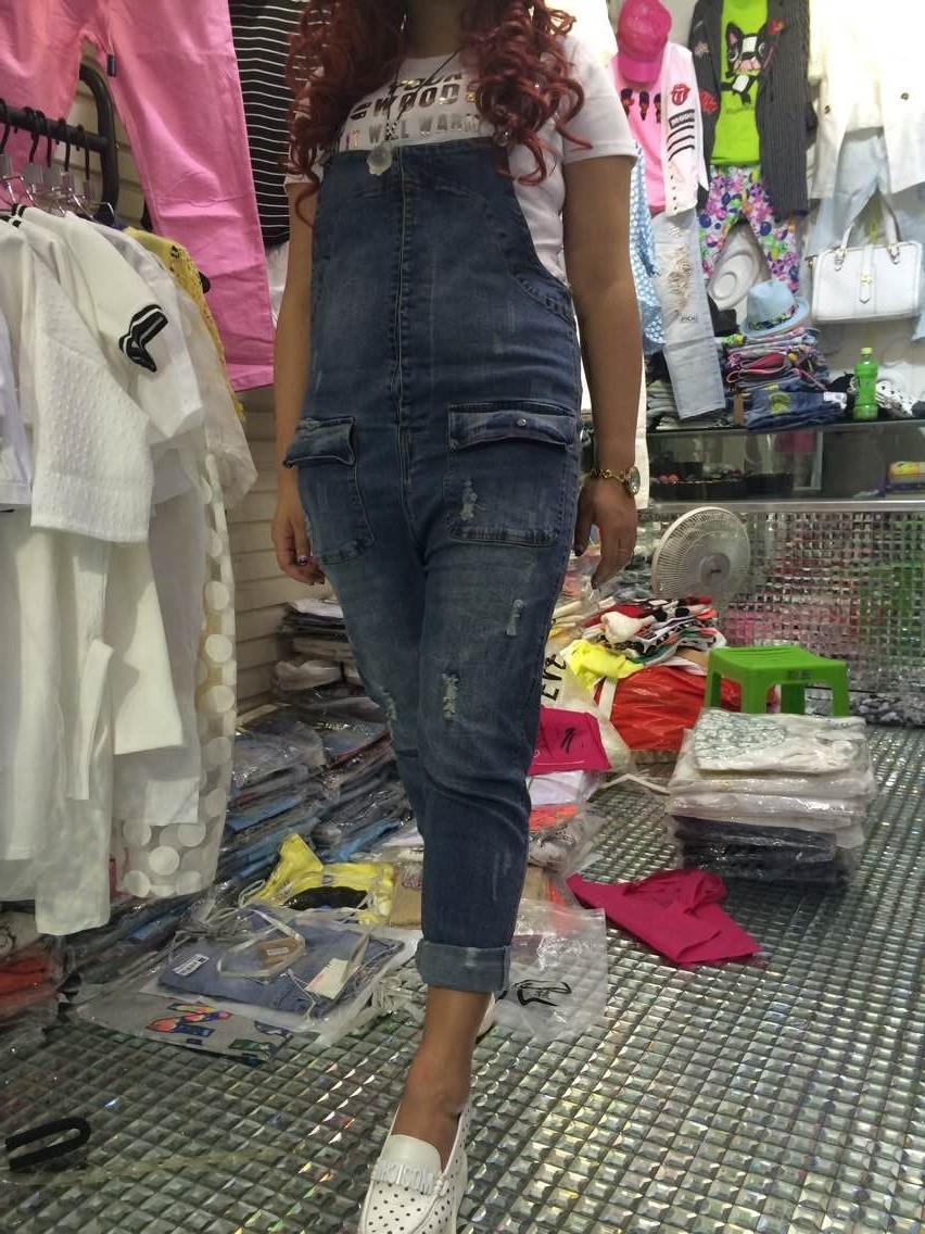 妩媚清纯性感可爱兼职妹子白静 第1张