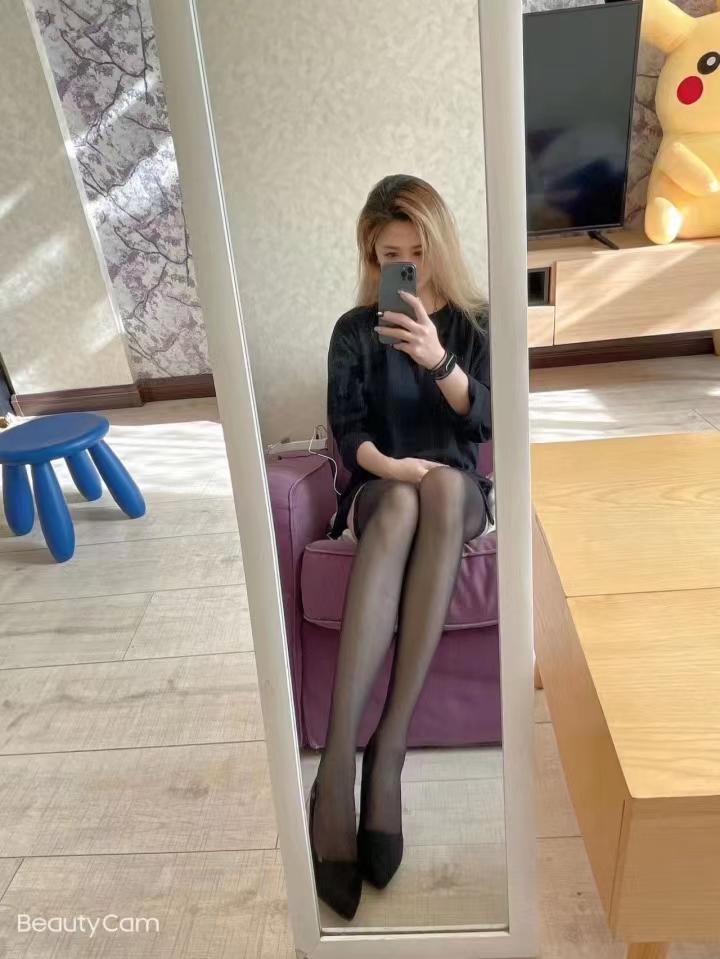 朝阳区姚家园小琪琪,性感美腿的主动小女生 第2张