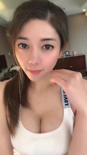 文艺气质小姐姐 第3张
